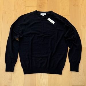 Banana Republic Women’s Navy Blue Sweater Size Medium